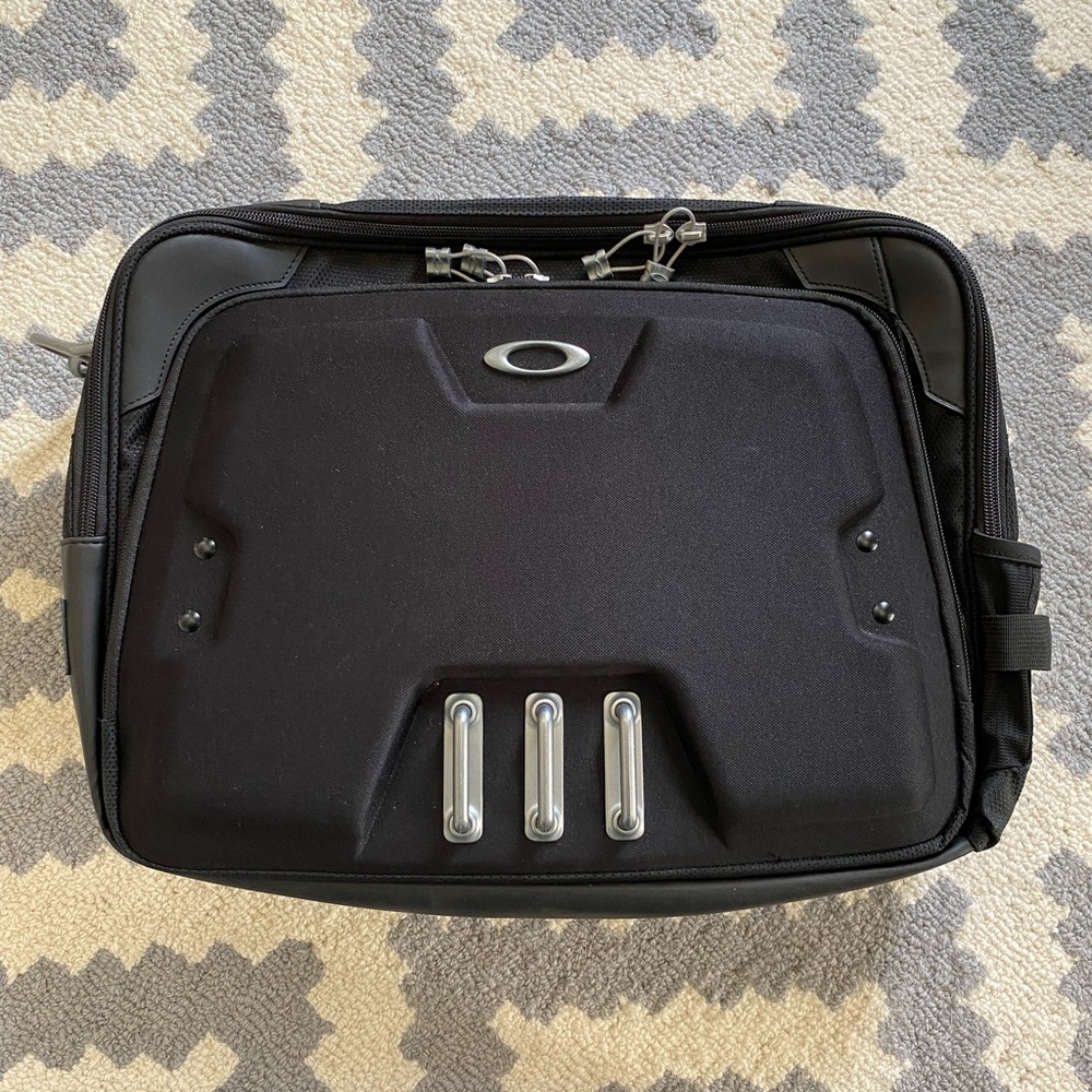 Oakley ‘Home Office’ Bag